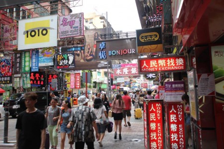 Kauppakatujen vilinää