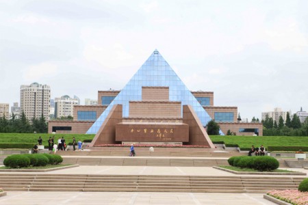 Longhua - vallankumouksellisten marttyyrien muistoalue