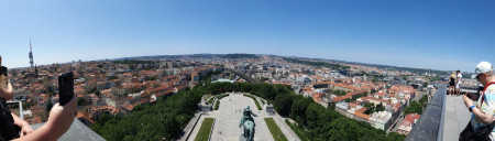 Vitkovin kukkula ja Prahaa