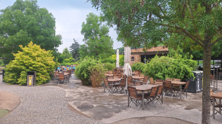 Lepo- ja ruokailupaikkoja